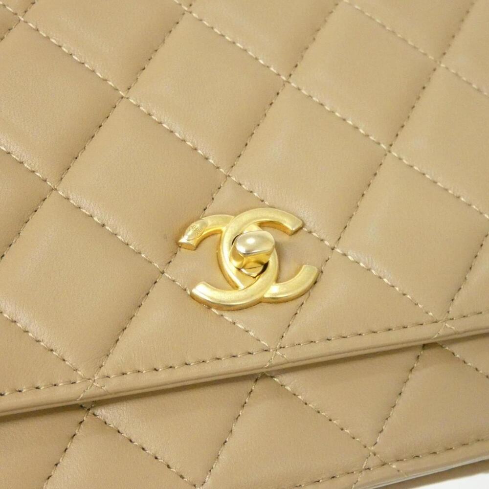 CHANEL Cream Wallet - Picture 4 of 10